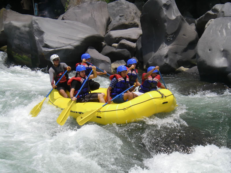 Tlapacoyan Veracruz Mexico Rio Filobobos Descenso En Rio Rafting Tirolesa Cabañas El Encanto Zona Arqueologica Cuajilote Cascada Rapidos Balsa Veracruz Rio Aventura Lancha